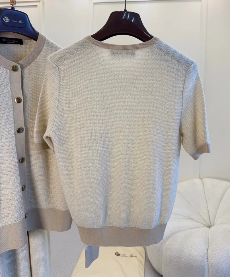 Топ Loro Piana