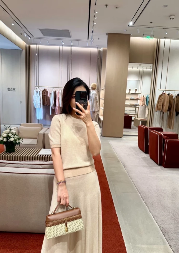 Топ Loro Piana