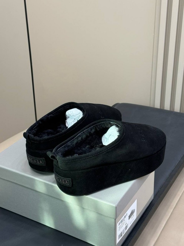 Мюли Balenciaga на платформе из овчины