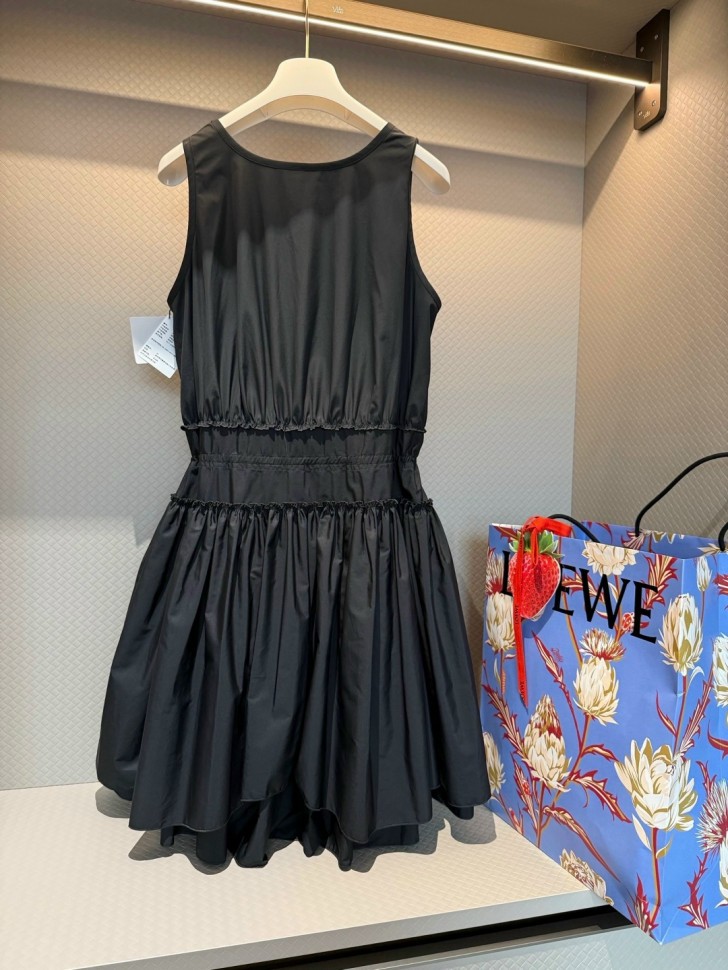 Платье Loewe