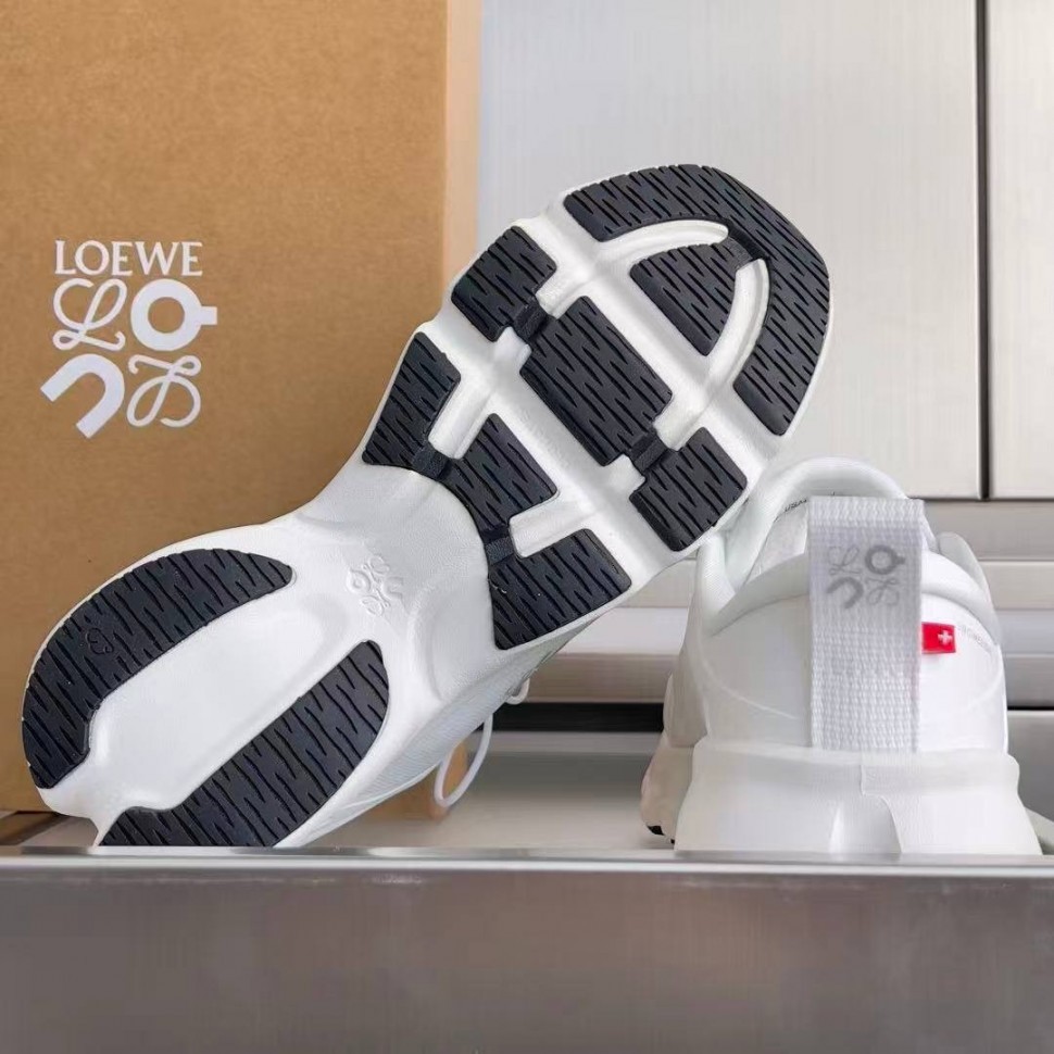 Кроссовки Loewe