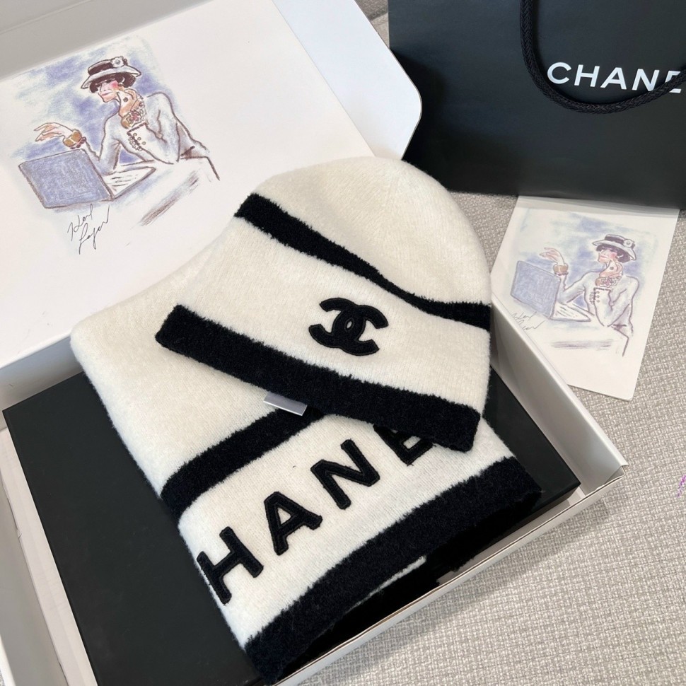 Шапка Chanel 