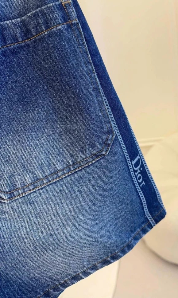 Шорты Dior    