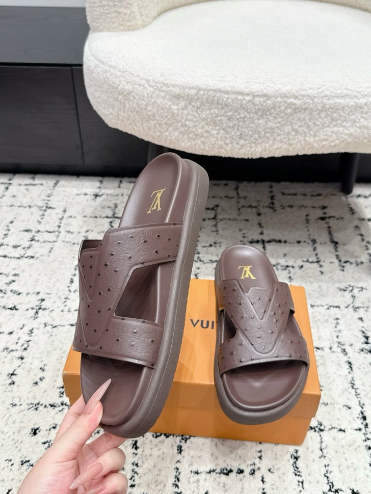 Шлепки Louis Vuitton    